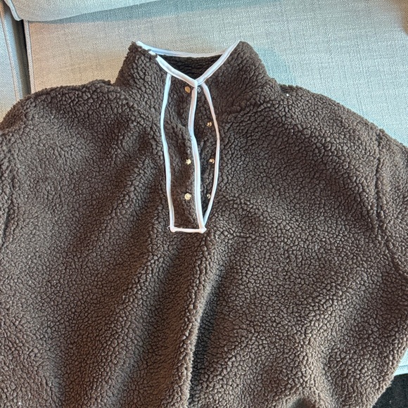 PARKE Pullover Fleece - Picture 1 of 3